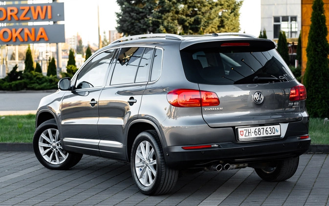 Volkswagen Tiguan cena 49900 przebieg: 215000, rok produkcji 2013 z Piwniczna-Zdrój małe 781